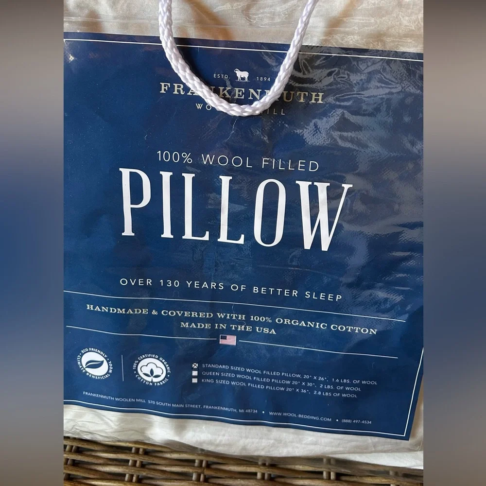 Frakenmuth Woolen Mill wool pillow standard size NIB - Picture 6 of 6
